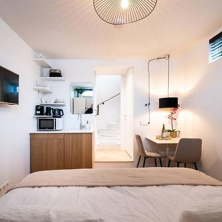 Beautiful Amstel Houseboat Amesterdão Exterior foto