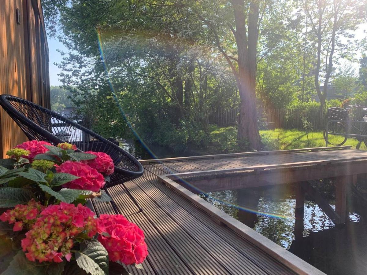 Beautiful Amstel Houseboat Amesterdão Exterior foto